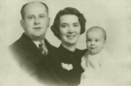 Barbara Barlow at 6 months old with her mother Esther Stoll Barlow and her father William Barlow, 1938