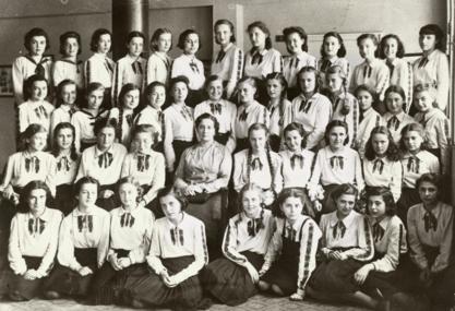 Katherine Dreschler (last row, second from right) as a high school student in Szilagyi Ezrseset Gimnasum, ca. 1942