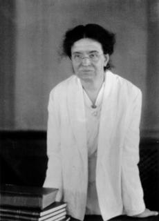 Florence Sabin in the laboratory